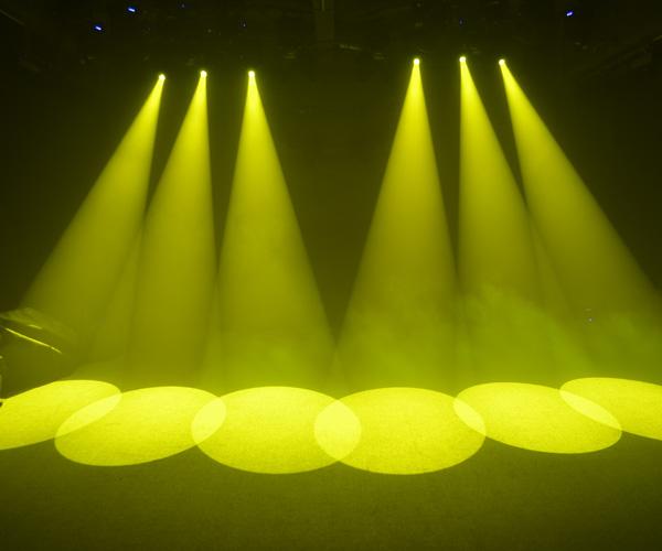 LED Rainbow Effect Lighting LED Moving Head Spot School / Concert Beam Lamp