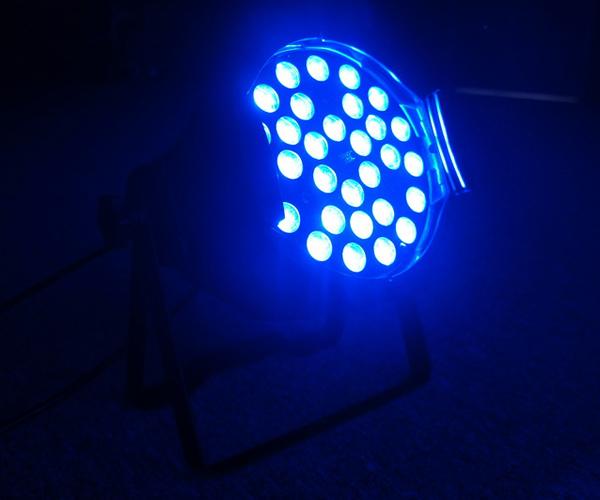 36 * 3 Watt LED Par Zoom / LED Wall Wash Stage Light with Die Cast Aluminum Housing